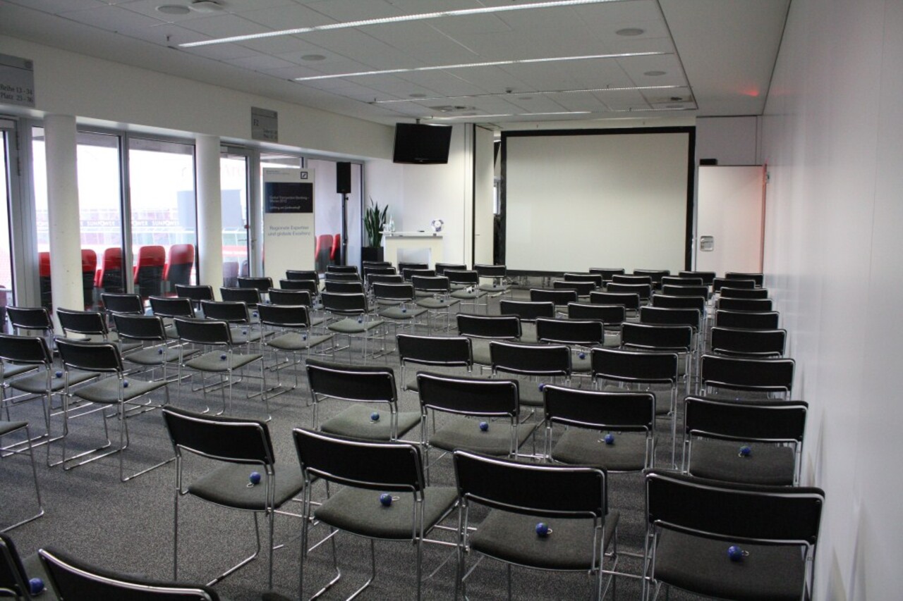 Expandable due to the flexible wall system